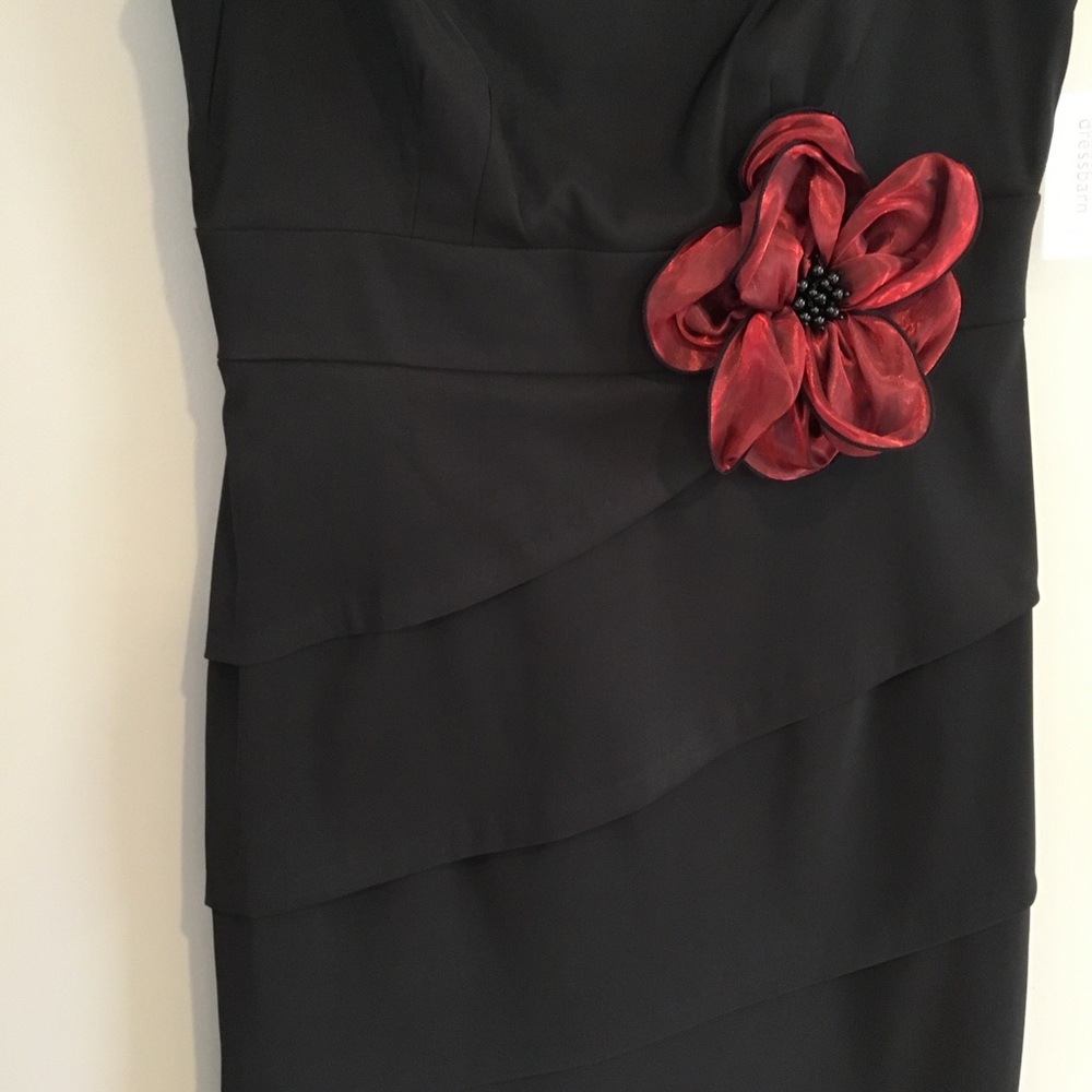 Gorgeous black dress with reddish bow. NWT. - Picture 3 of 8